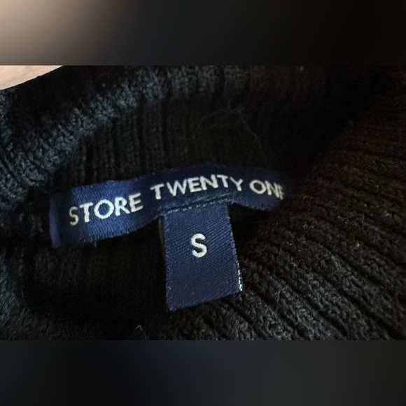 Store Twenty One Black Sweater Dress - Picture 2 of 4